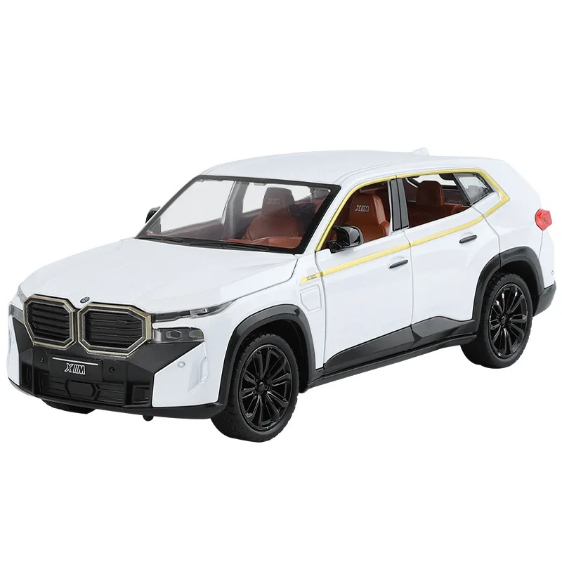 1:24 BMW XM Diecast Model Car 5 1:24 BMW XM Diecast Model Car - Image 5