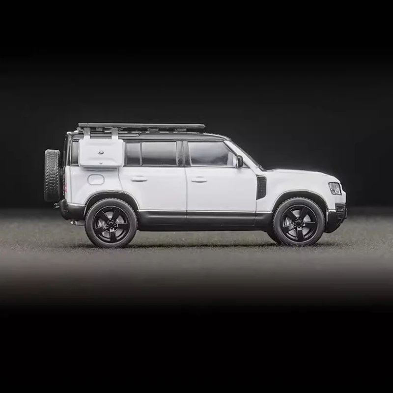 Black Land Rover Defender 110 Diecast Model 1:64 5 Black Land Rover Defender 110 Diecast Model 1:64 - Image 5