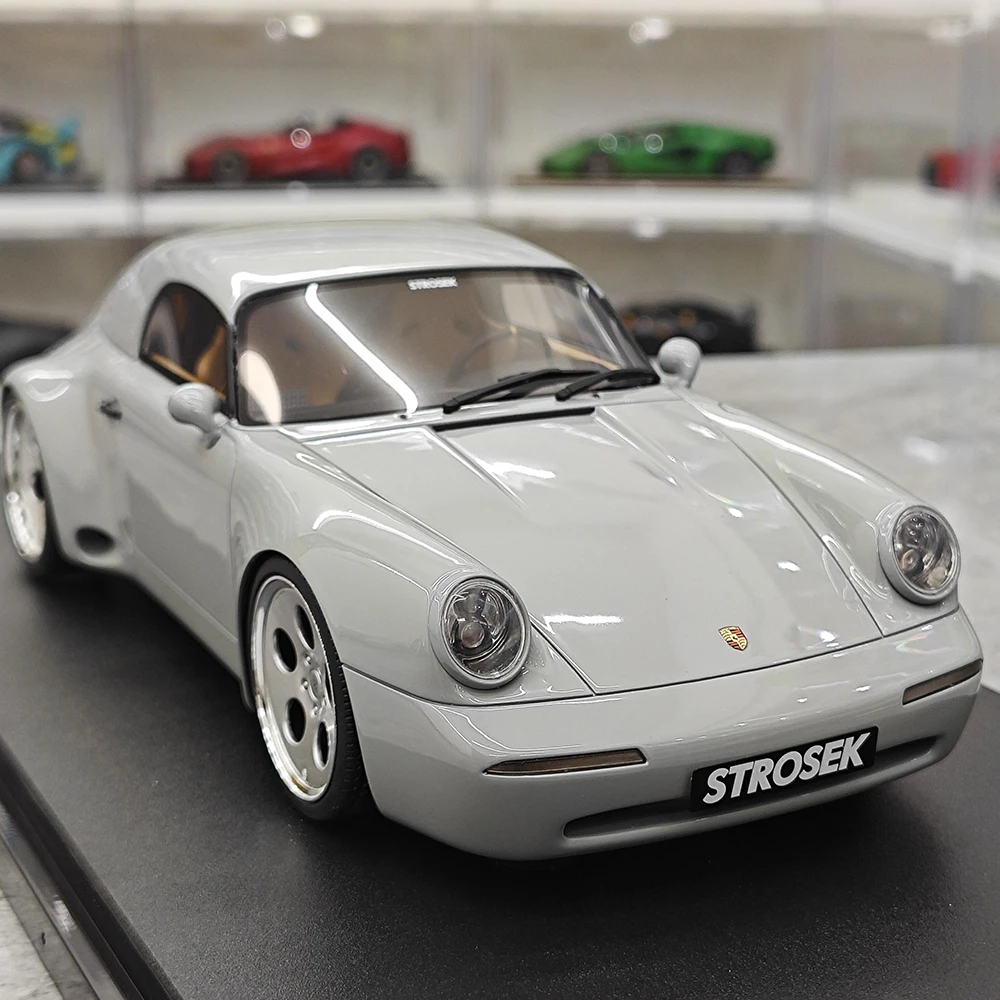 1:18 Porsche 911 STROSEK MEGA 30 Jahre Collectible Model 2 1:18 Porsche 911 STROSEK MEGA 30 Jahre Collectible Model - Image 2