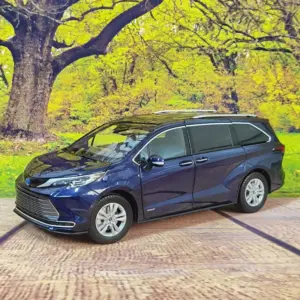 1:18 White Toyota Sienna Diecast Model 19 Sea1f9b7b222a47988aaecd8fb3cc14d5w