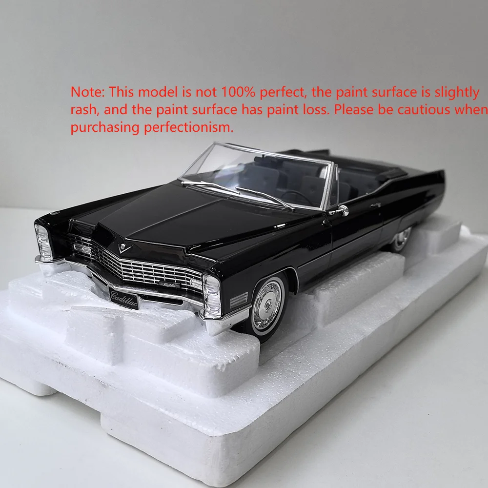1:18 Scale Black Cadillac Alloy Convertible Model 4 1:18 Scale Black Cadillac Alloy Convertible Model - Image 4