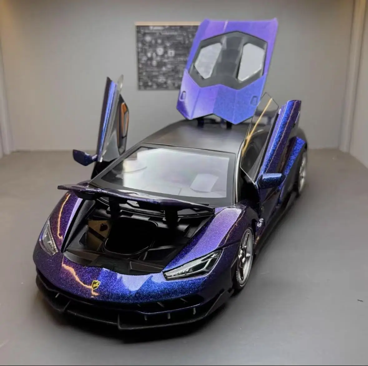 Purple Lamborghini 770-4 Diecast Model 1:18 Scale 2 Purple Lamborghini 770-4 Diecast Model 1:18 Scale - Image 2