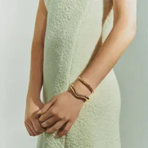 Gold Stainless Steel Geometric Wave Cuff Bracelet 12 Seb1fd69de734447f85c61e05f4dfc1659