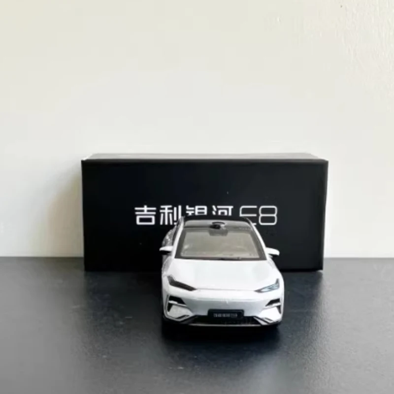 Galaxy E8 Diecast Model for Collectors 3 Galaxy E8 Diecast Model for Collectors - Image 3