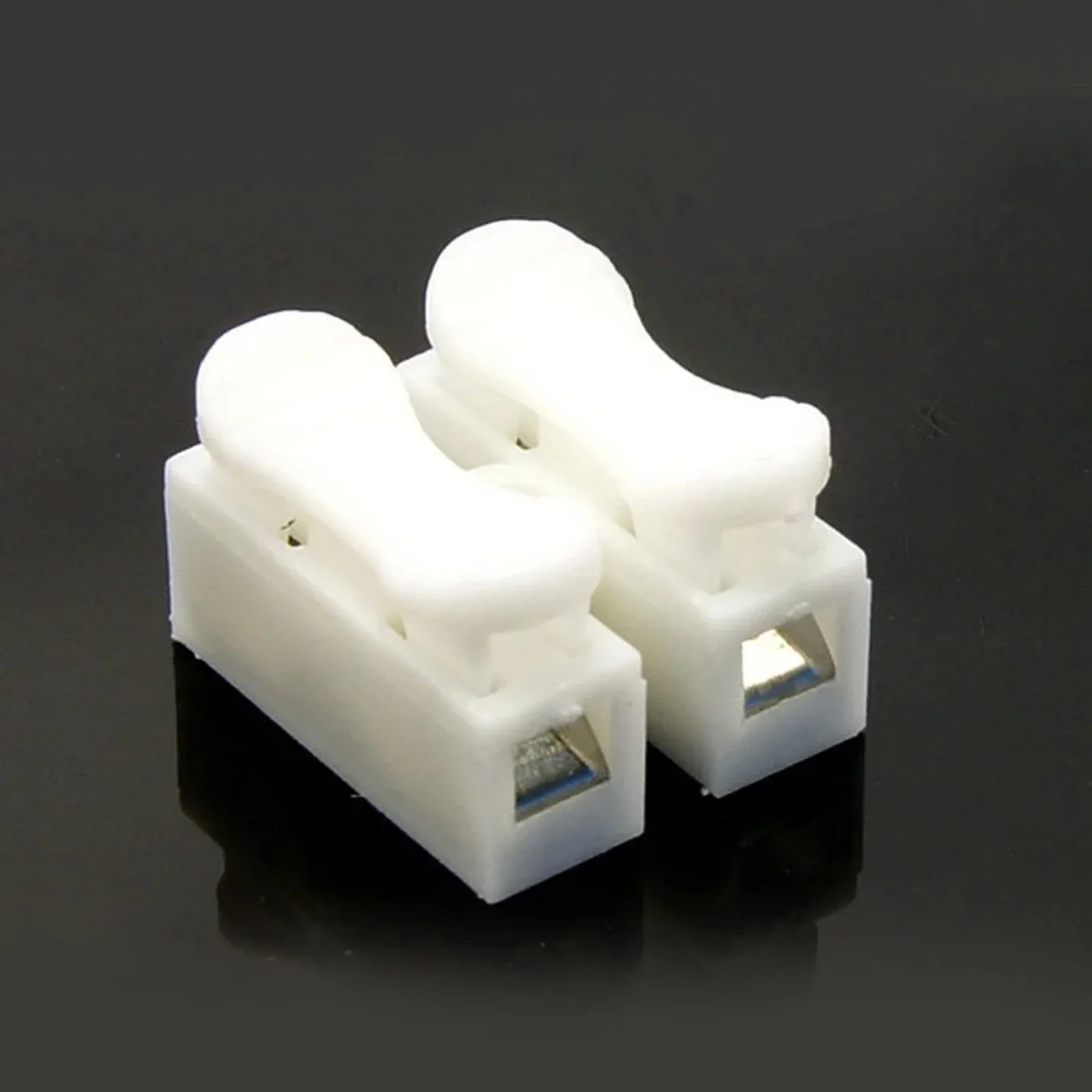 White 20-Piece Electrical Wire Connectors Set 3 White 20-Piece Electrical Wire Connectors Set - Image 3