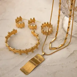 Seb7f9df46a38464e9abd602984c0dc8fj 1