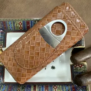 Brown Leather Cigar Case with Bottle Opener 7 Seba1ba37273f421ab3d35638027c9d50b