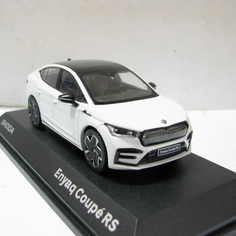 Skoda Coupe RS 1:43 Scale Diecast Model 4 Skoda Coupe RS 1:43 Scale Diecast Model - Image 4