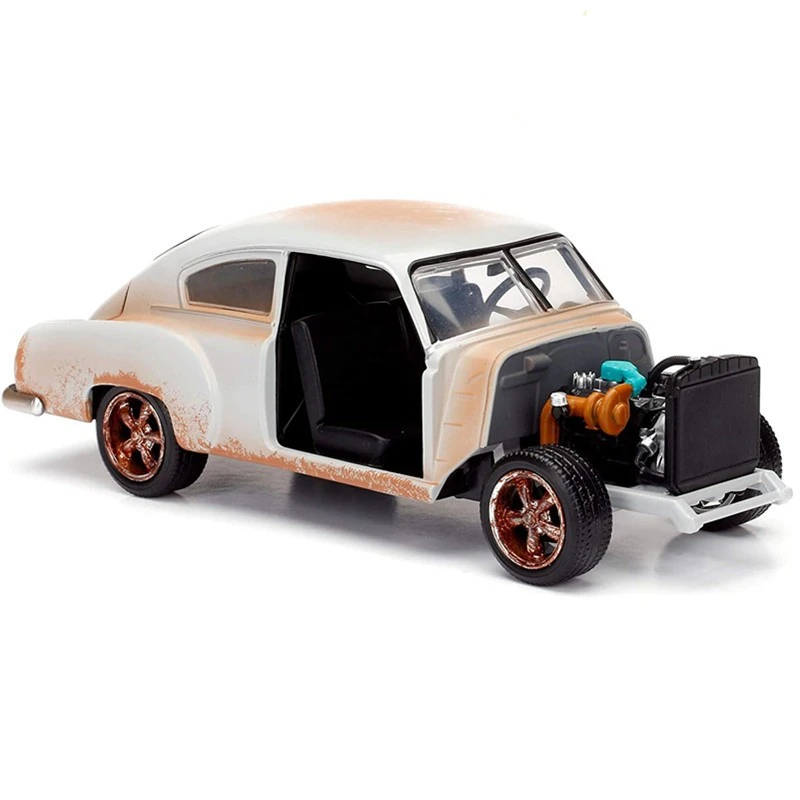 Vintage 1/24 Scale Alloy Sports Car Model 2 Vintage 1/24 Scale Alloy Sports Car Model - Image 2