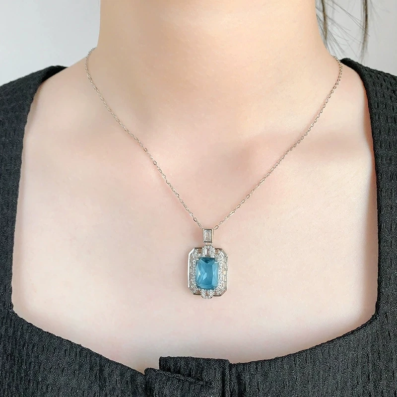 Elegant Blue Aquamarine Pendant Necklace 2 Elegant Blue Aquamarine Pendant Necklace - Image 2