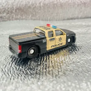 Detailed 1:64 Die-Cast 2004 Chevy Silverado SS Model 10 Secf9ca0452194209b48379fac0aacec3N