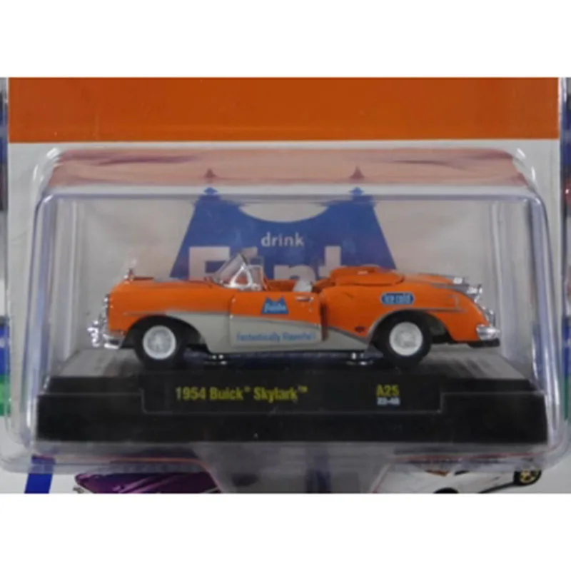 1954 Buick Skylark 1/64 Diecast Model 3 1954 Buick Skylark 1/64 Diecast Model - Image 3