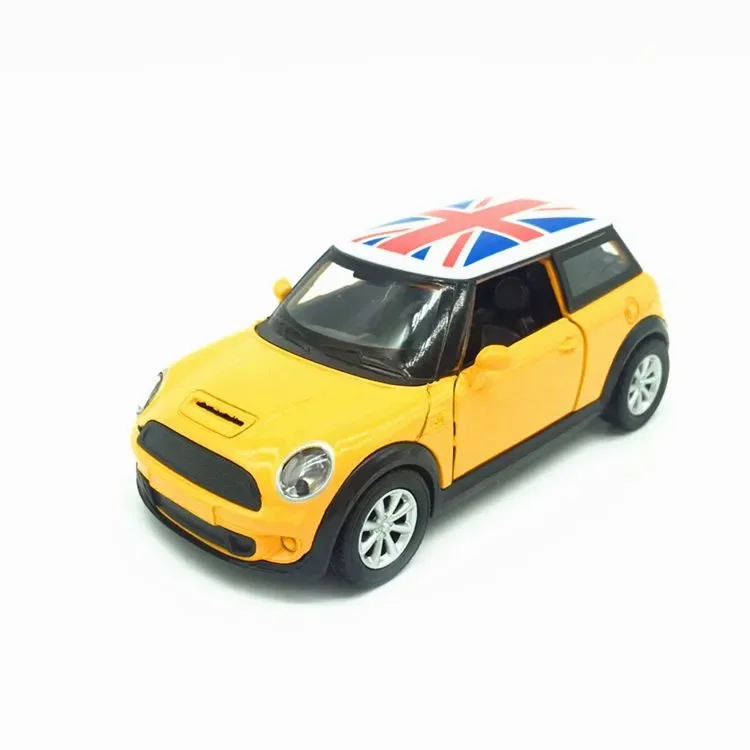 Mini Countryman 1:36 Diecast Alloy Model in Vivid Colors 8 Mini Countryman 1:36 Diecast Alloy Model in Vivid Colors - Image 8