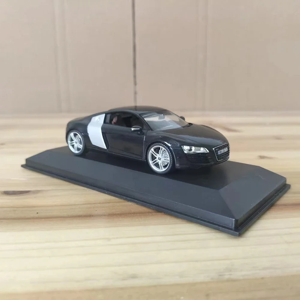 Audi R8 1:43 Scale Die-Cast Model Toy 1 Audi R8 1:43 Scale Die-Cast Model Toy