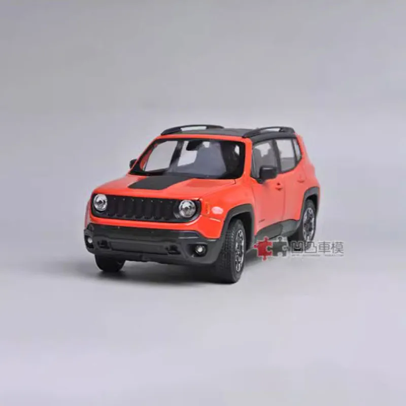 Orange 1:24 Renegade Trailhawk Diecast Model 4 Orange 1:24 Renegade Trailhawk Diecast Model - Image 4