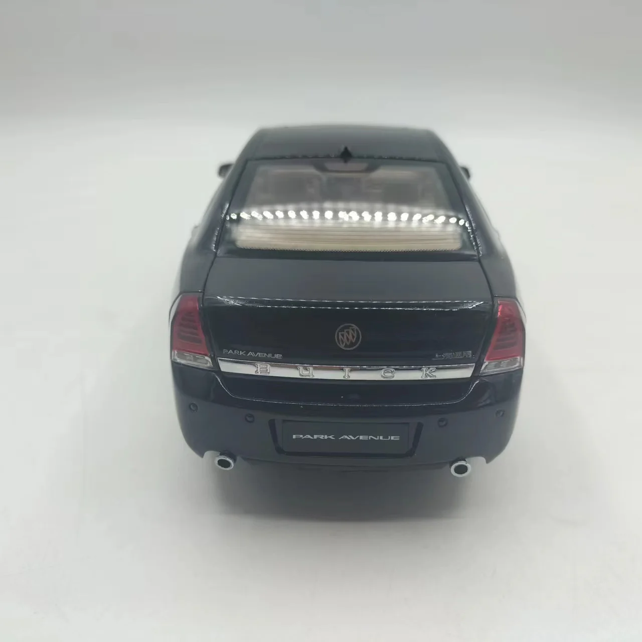 Black Shanghai GM Bui Sedan Model 1:18 Scale 5 Black Shanghai GM Bui Sedan Model 1:18 Scale - Image 5