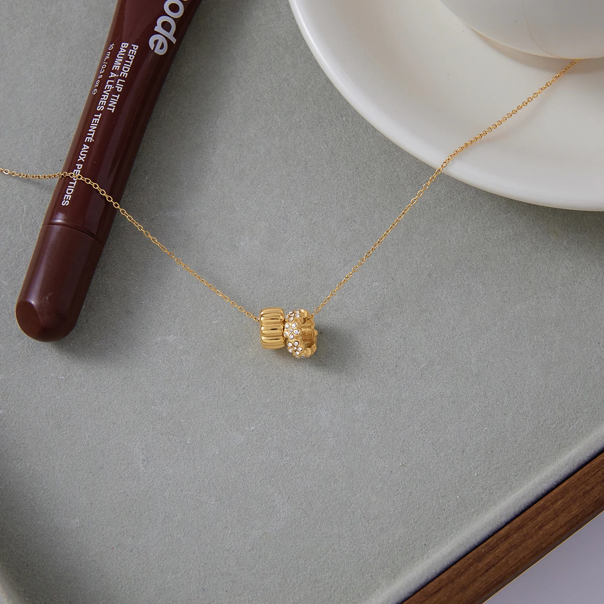 Stainless Steel Gold Pendant Necklace JDN0307023 6 Stainless Steel Gold Pendant Necklace JDN0307023 - Image 6