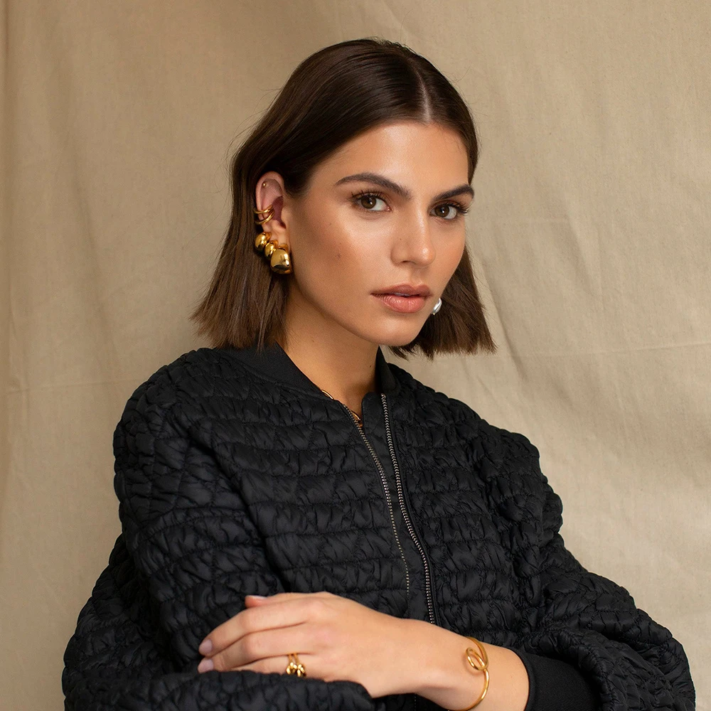 Gold Stainless Steel Clip Earrings Model JDE2302102 5 Gold Stainless Steel Clip Earrings Model JDE2302102 - Image 5