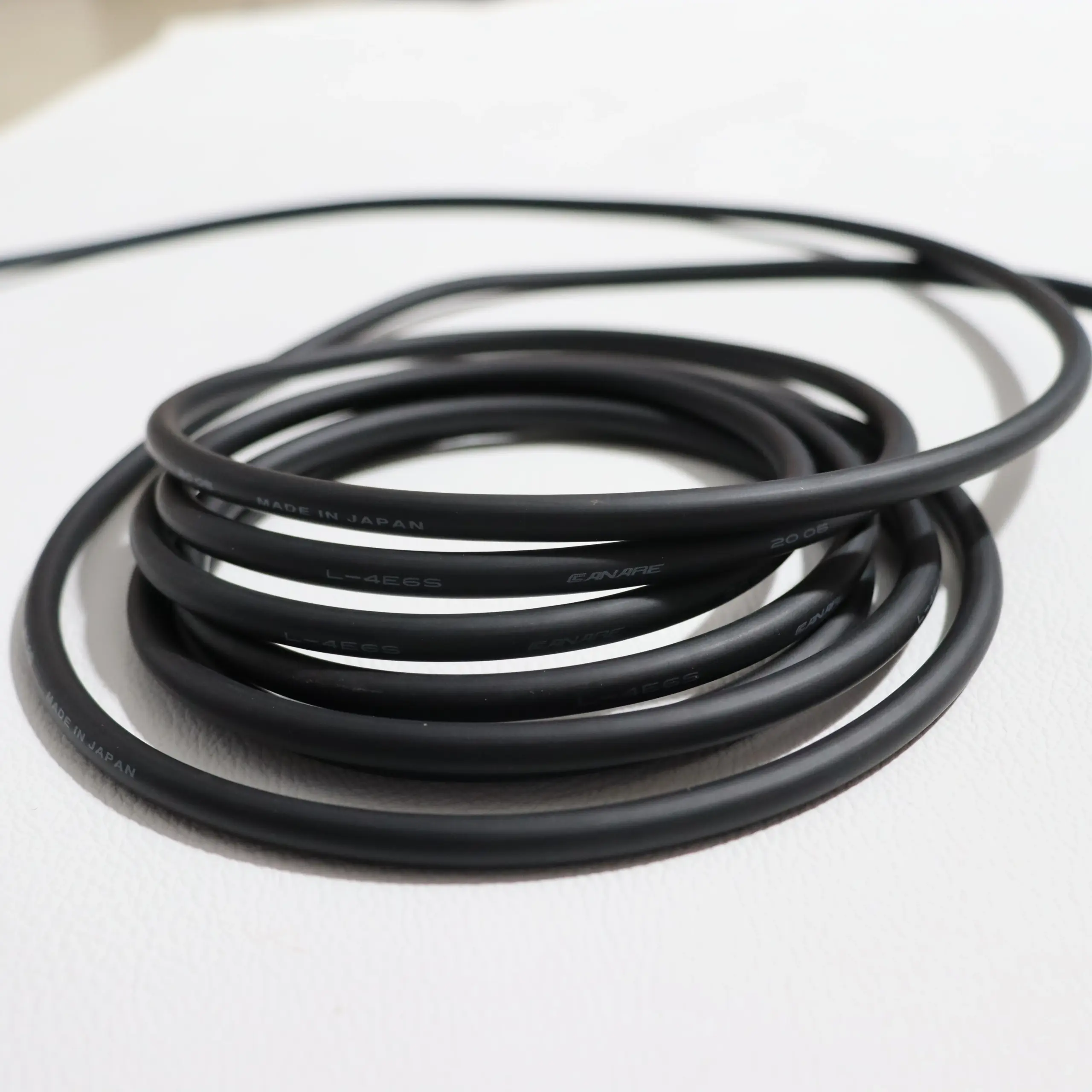 Professional 5m Brass Coaxial Audio Cable 3 Professional 5m Brass Coaxial Audio Cable - Image 3