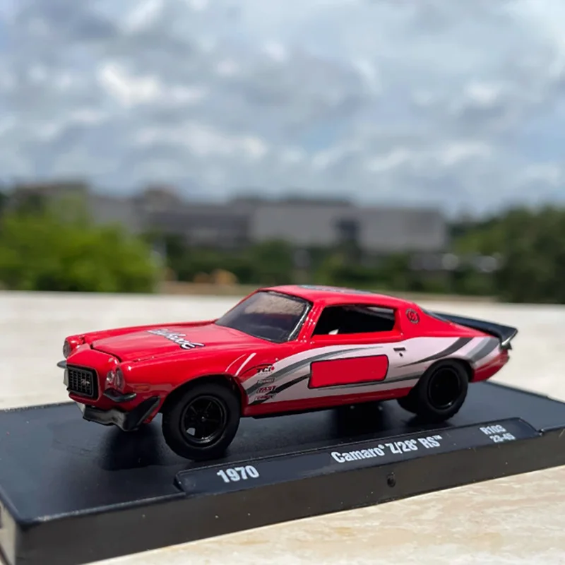 1970 Camaro Z/28 RS Diecast Model Replica 2 1970 Camaro Z/28 RS Diecast Model Replica - Image 2