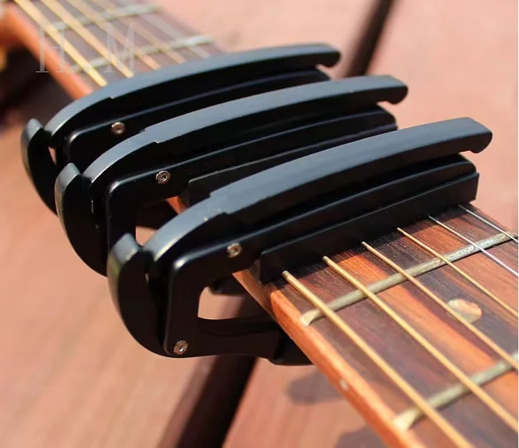 Stylish Zinc Alloy Guitar Capo with Rubber Pads 5 Stylish Zinc Alloy Guitar Capo with Rubber Pads - Image 5