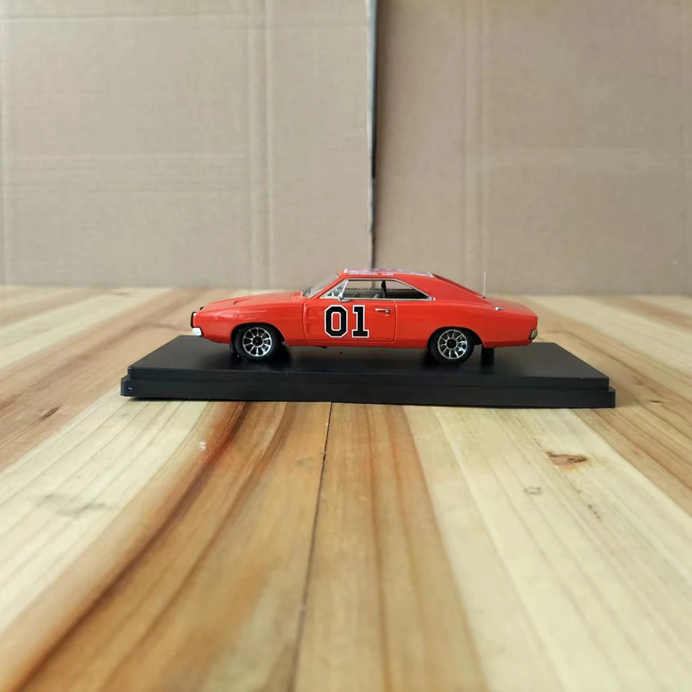 1969 Dodge Charger R/T Resin Model 1:43 Scale 4 1969 Dodge Charger R/T Resin Model 1:43 Scale - Image 4