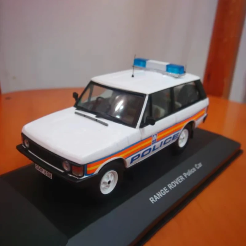 1:43 Scale Land Rover Police Model Replica 3 1:43 Scale Land Rover Police Model Replica - Image 3