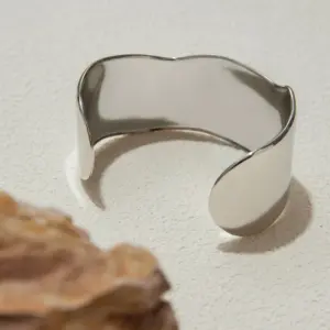 Sf0d4f7ebb87f45f8adf39b7756ae0425h