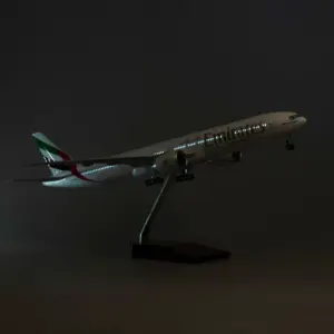 Boeing 777 Dreamliner 1/157 Scale Model 9 Sf17424a7f3e84deea94711d46b076b9by