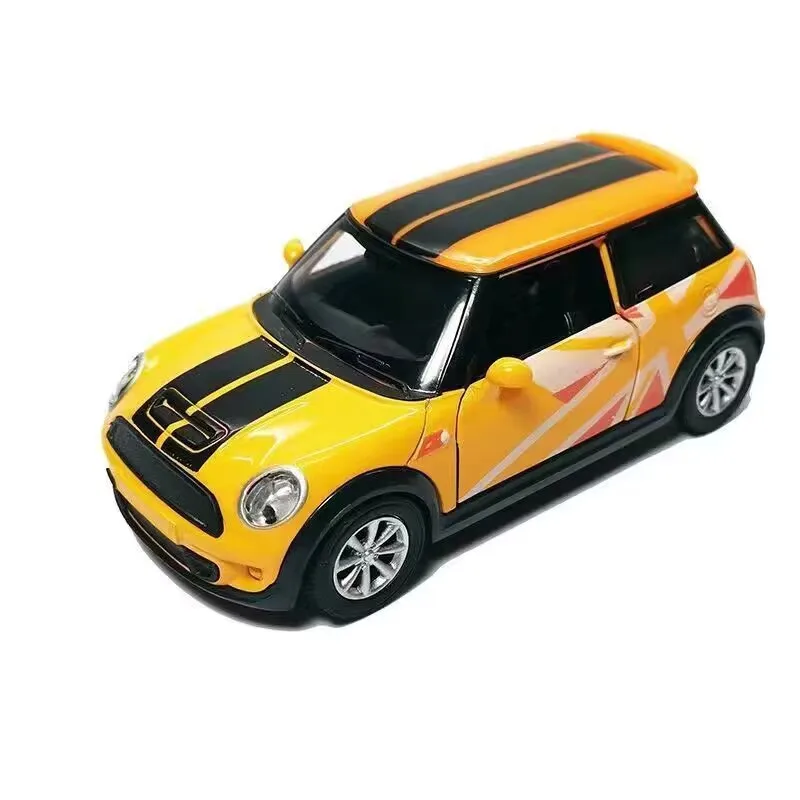 Mini Countryman 1:36 Diecast Alloy Model in Vivid Colors 4 Mini Countryman 1:36 Diecast Alloy Model in Vivid Colors - Image 4