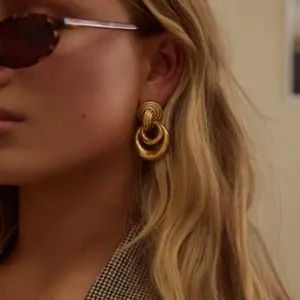 Sf1834b5f04b64430a7d19af463bea379m