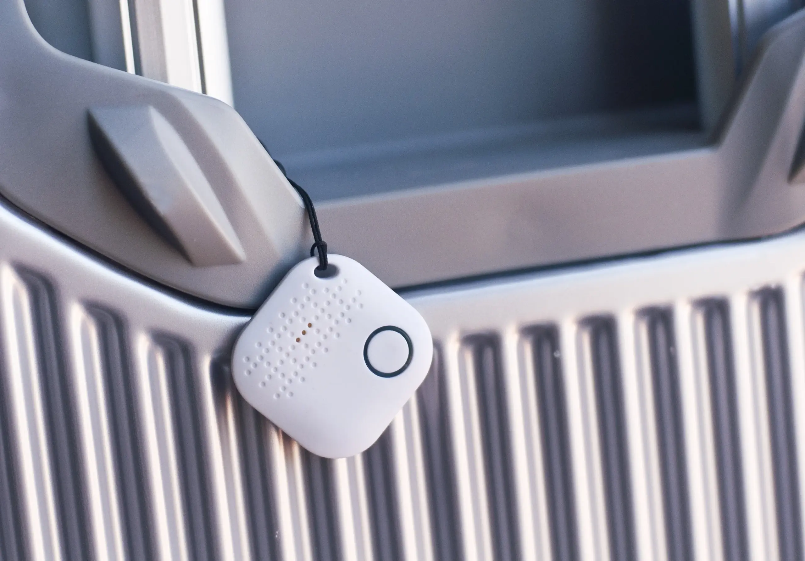 iTrack Motion GPS Key Finder 35mm x 35mm 3 iTrack Motion GPS Key Finder 35mm x 35mm - Image 3