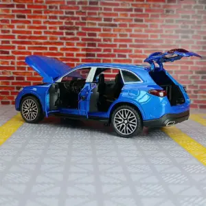 Mercedes-Benz GLC400 1:32 Diecast Model Car 18 Sf31d57613dc440b08f65088f8e54ddd8N