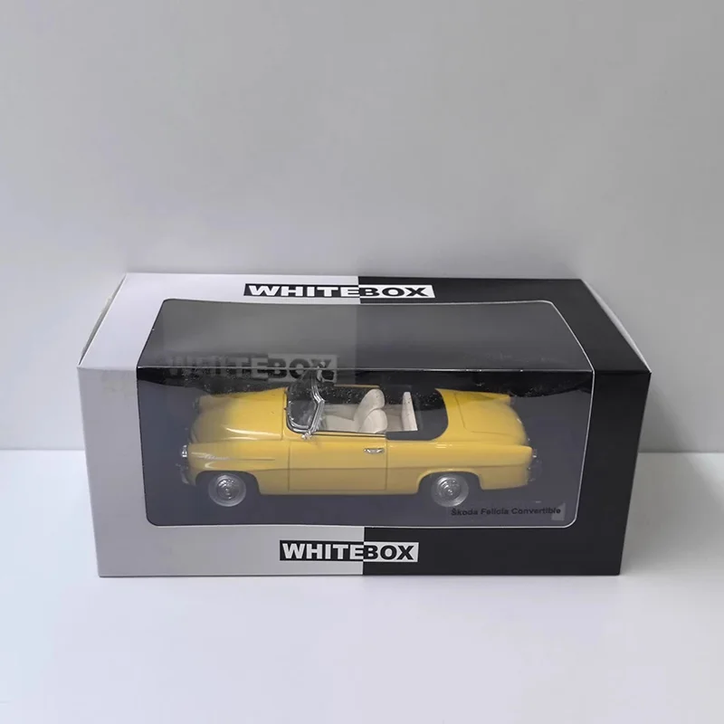 Vibrant Yellow Skoda Felicia Convertib 1:24 Diecast Model 1 Vibrant Yellow Skoda Felicia Convertib 1:24 Diecast Model