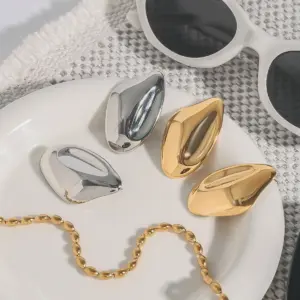 Sf410fc62fe5d46119831896f81e5aa6at