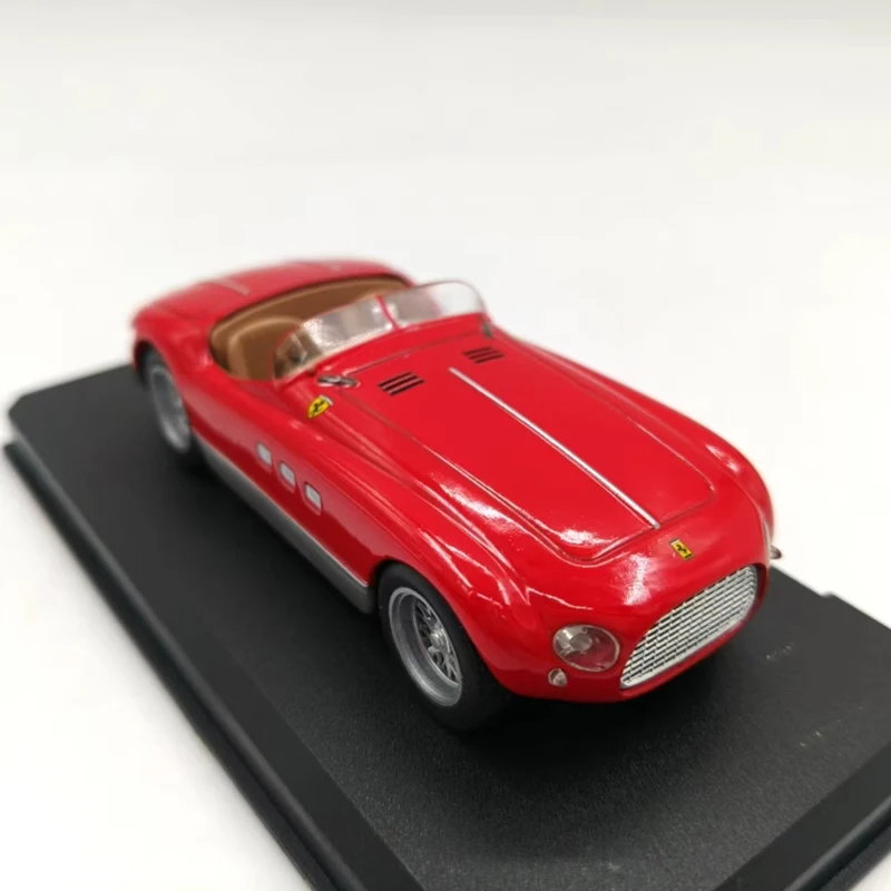 1953 Classic Convertible Roadster Diecast Model 5 1953 Classic Convertible Roadster Diecast Model - Image 5