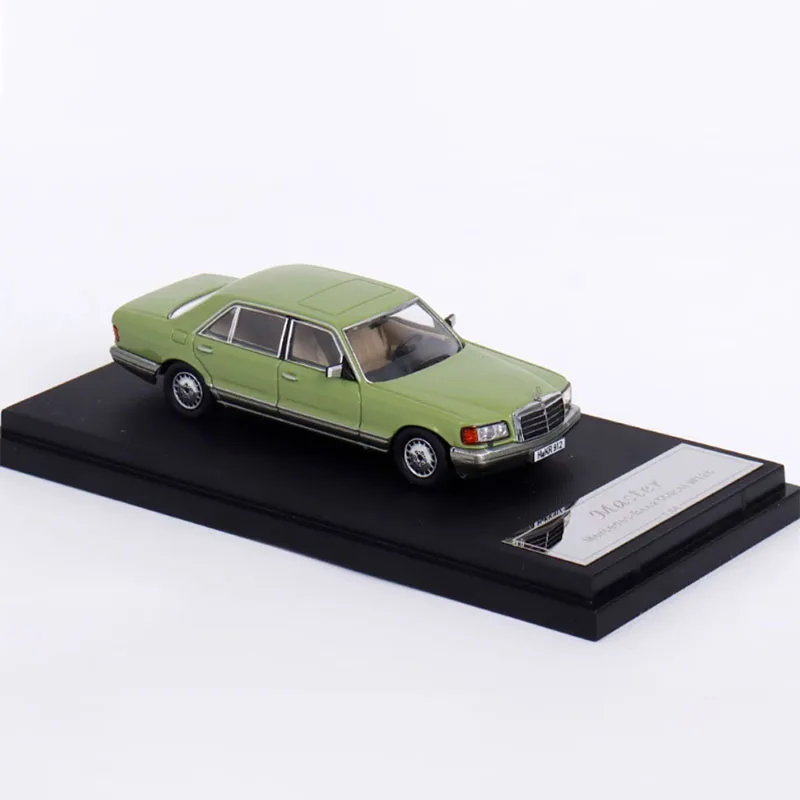 1:64 Mercedes-Benz 560SEL Diecast Model 5 1:64 Mercedes-Benz 560SEL Diecast Model - Image 5