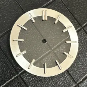 Vibrant Green Watch Dial for Women 31.8mm 18 Sf4d1f403004b4b81bfa88aa8e2cee120m