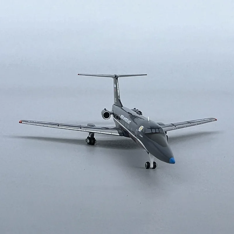 Russia TU-134 Model Aircraft 1/400 Scale 5 Russia TU-134 Model Aircraft 1/400 Scale - Image 5