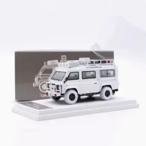 Land Rover Defender 1/64 Diecast Model in Military Green 10 Sf53f9b57dbbc4e0b8c6a45cb2bcf94fd5