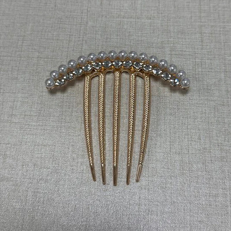 Vintage Crystal Flower Hair Clip for Women 9 Vintage Crystal Flower Hair Clip for Women - Image 9