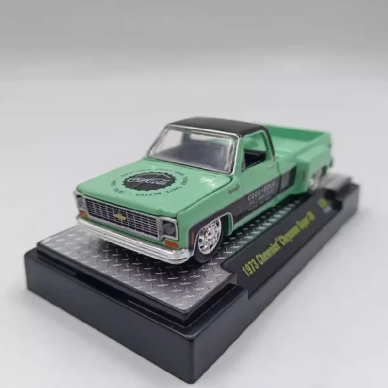 1/64 Scale Diecast Truck Collection 6 1/64 Scale Diecast Truck Collection - Image 6