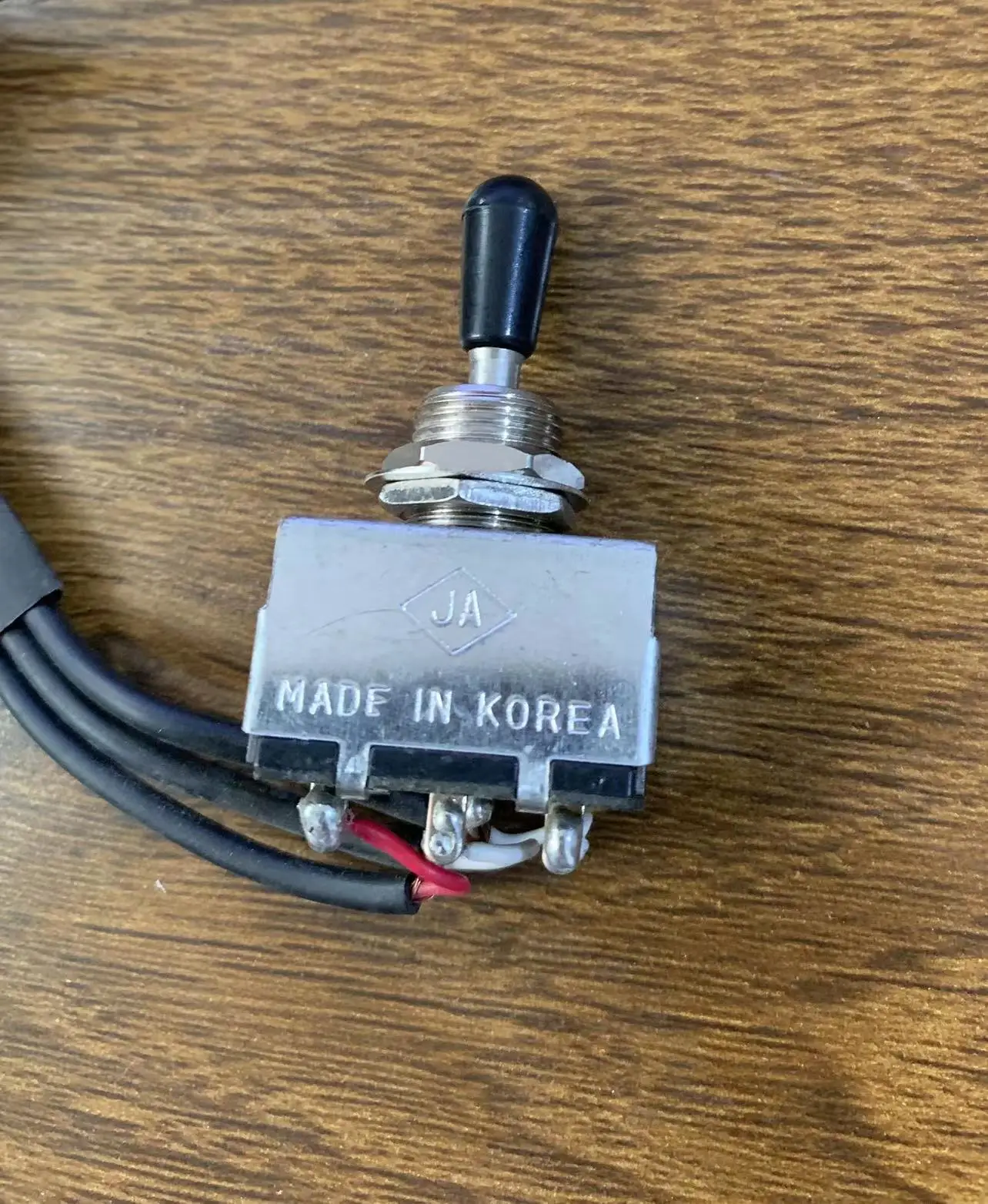 Pre-Wired Guitar Control System for Jazz Guitars 2 Pre-Wired Guitar Control System for Jazz Guitars - Image 2