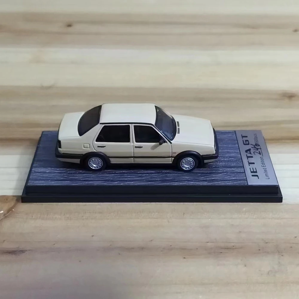 Silver Old Jetta JETAT GT Car Model - 1:64 Scale 7 Silver Old Jetta JETAT GT Car Model - 1:64 Scale - Image 7