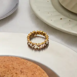 Sf7a9765ff7bd4067be5fdefaff747c1eB