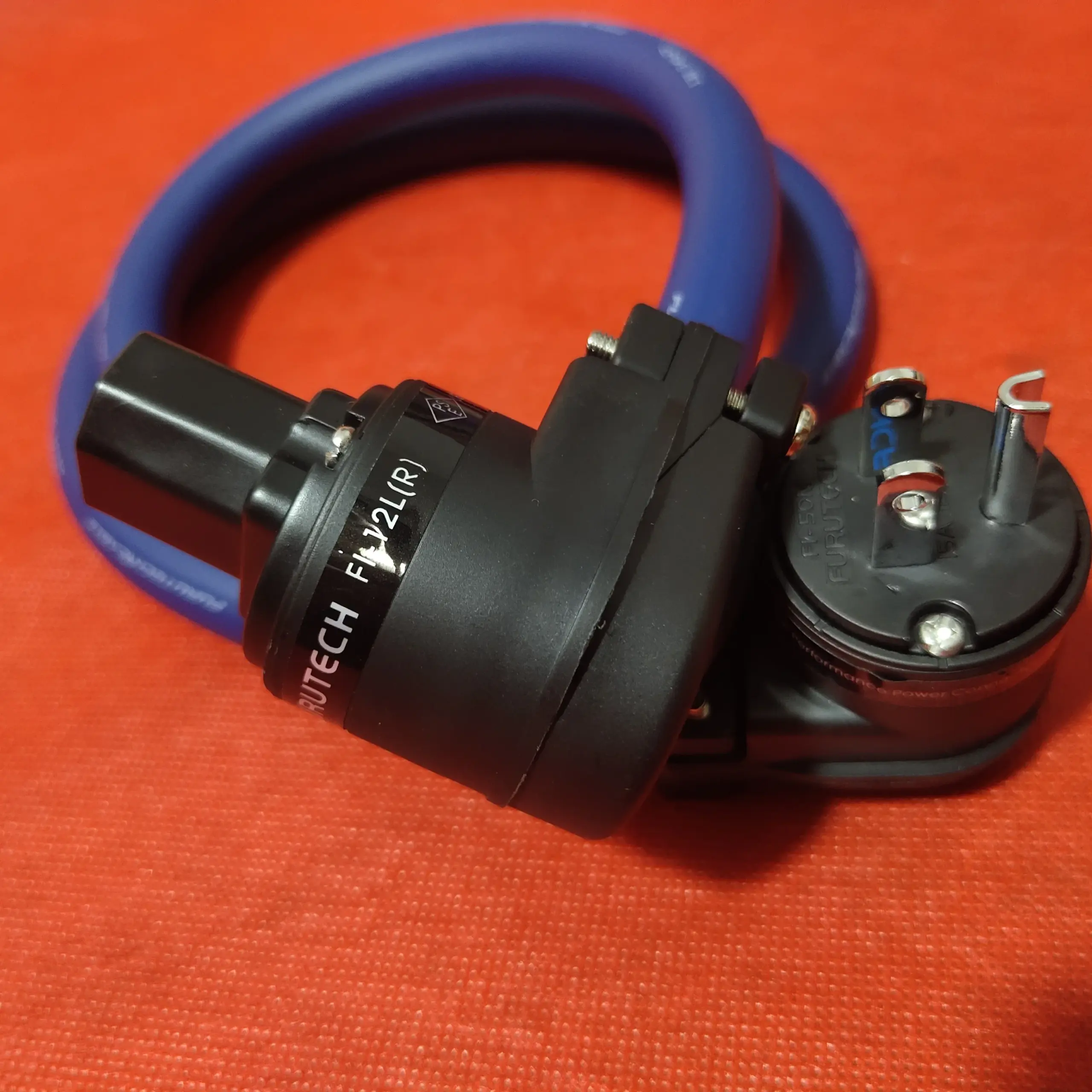 Premium Rhodium Power Cord for Audio Systems 4 Premium Rhodium Power Cord for Audio Systems - Image 4