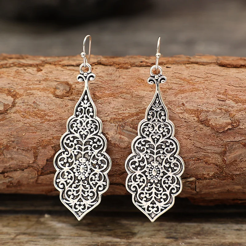 Vintage Floral Geometry Earrings for Women 4 Vintage Floral Geometry Earrings for Women - Image 4