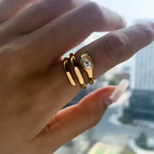 Sf84390eb580e4fd18b85602d87842be0T