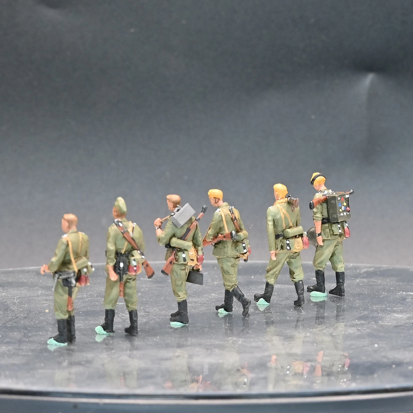 1:72 German Army March Scene Miniature Model 3 1:72 German Army March Scene Miniature Model - Image 3