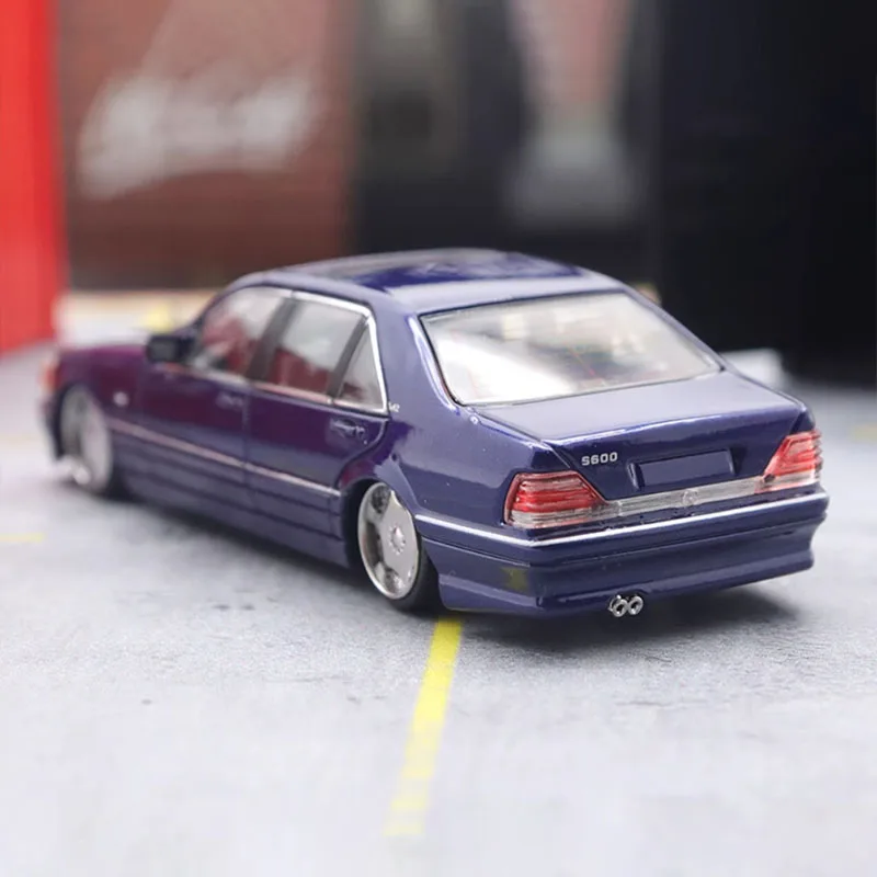 Diecast Mercedes-Benz S600 W140 Model Collection 5 Diecast Mercedes-Benz S600 W140 Model Collection - Image 5